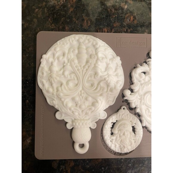 CASTINGS of re design - wonder gems - Picture 4 of 8